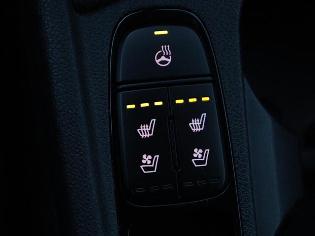 KIA Niro 1.6 GDi Hybrid ExecutiveLine | Schuifdak | Stoelventilatie | Leder | Adaptive cruise | Trekhaak | JBL Sound | Achterbankverwarming | Carplay | Camera | Memory | Navigatie | Keyless | Full LED