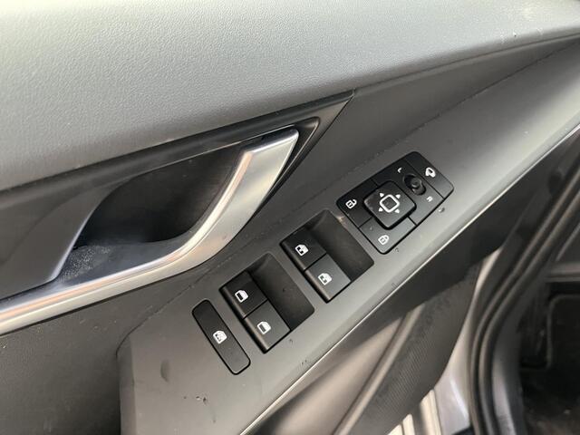 KIA Niro 1.6 GDi Hybrid DynamicLine