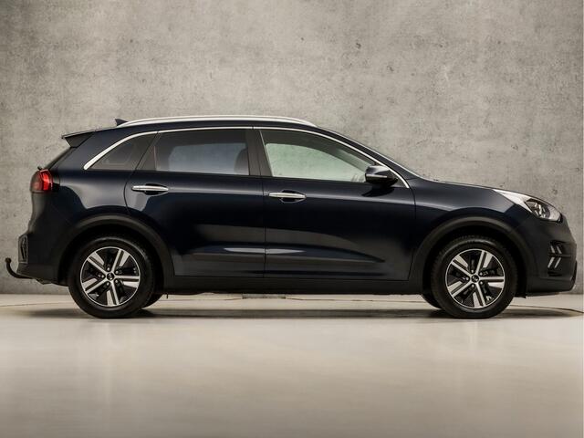 KIA Niro 1.6 GDi Hybrid DynamicLine 142Pk Automaat (APPLE CARPLAY, GROOT NAVI, CAMERA, LEDER, SPROTSTOELEN, ADAPTIVE CRUISE, GETINT GLAS, TREKHAAK, NIEUWSTAAT)