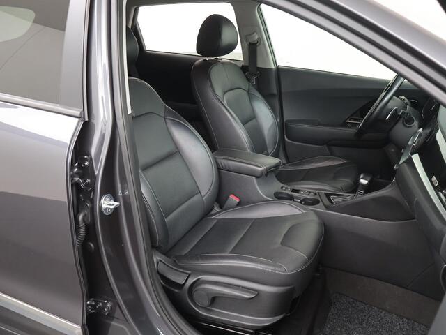 KIA Niro 1.6 GDi PHEV ExecutiveLine | Trekhaak | Lederen Bekleding | JBL Audio | Dodehoekdetectie | Stoel/Stuurwielverwarming | Stoelventilatie | Elektrisch bedienbare bestuurdersstoel met geheugenfunctie |