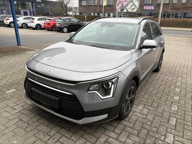 KIA Niro 1.6 GDi PHEV DynamicLine PHEV | Stoelverwarming | Camera | Adaptive cruise control | All season banden
