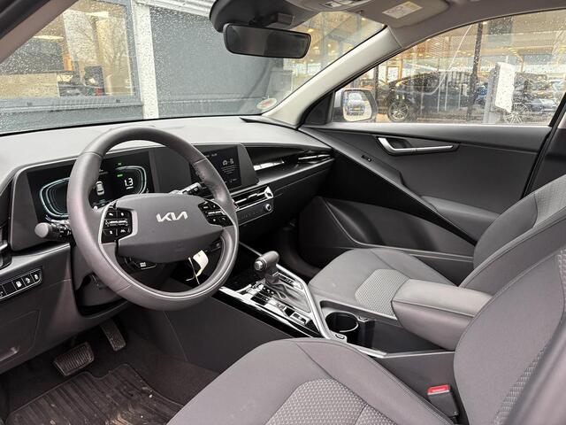 KIA Niro 1.6 GDi PHEV DynamicLine PHEV | Stoelverwarming | Camera | Adaptive cruise control | All season banden