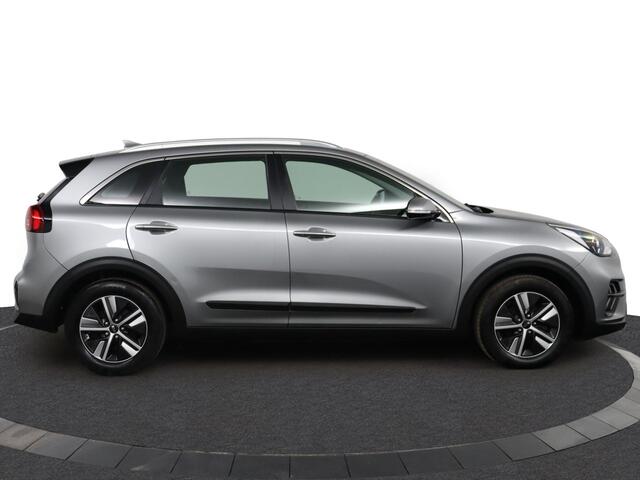KIA Niro 1.6 GDi Hybrid DynamicLine - Trekhaak - Adaptieve cruise control - Navigatie - Camera - AppleCarplay - Android Auto 7 Jaar of 150.000km Fabrieksgarantie