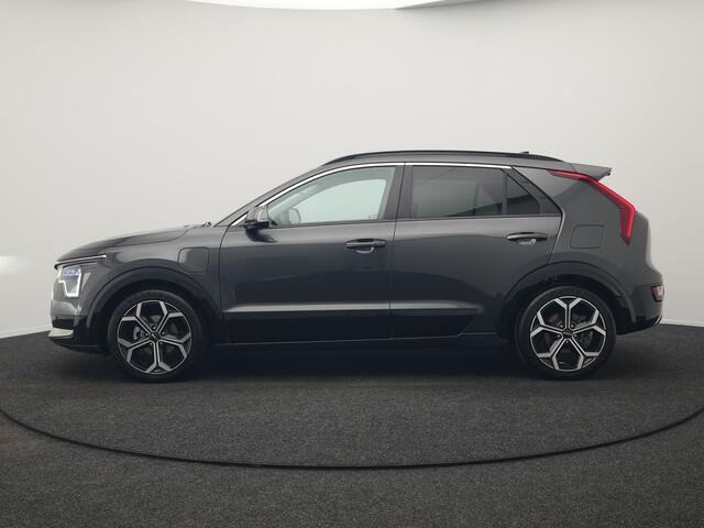 KIA Niro 1.6 GDi ExecutiveLine Plug In Hybrid 182pk Dealer O.H. PHEV | Adaptive Cruise | Head Up | Lederen Sportstoelen Memory & Ventilatie | Harman / Kardon | Camera | Stoelen & Stuur Verwarmd | Apple Carplay | Keyless | Blis | Navigatie | DAB |