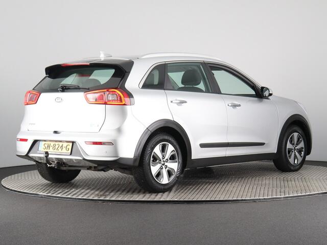 KIA Niro 1.6 GDi Hybrid DynamicLine (NL-Auto / Trekhaak / Camera / Cruise / Carplay / Navi)