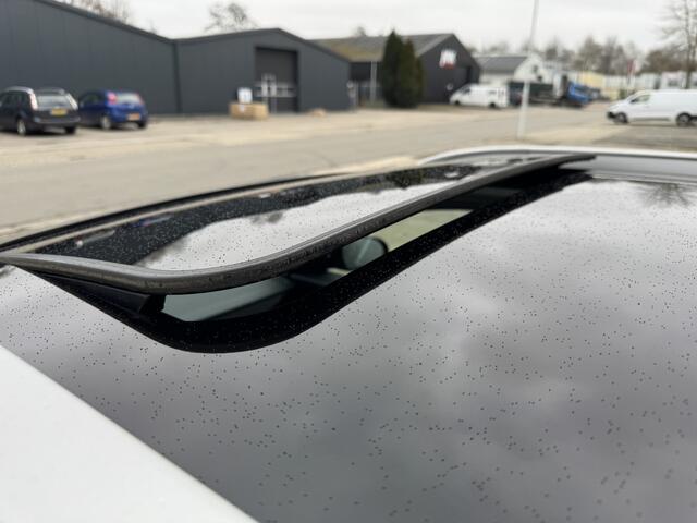 KIA Niro 1.6 GDi Hybrid ExecutiveLine 1e EIG. leer st. verw. zeer luxe uitvoering. prijs incl. BTW.