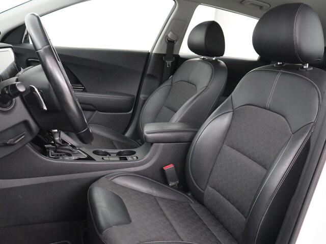 KIA Niro 1.6 GDi PHEV DynamicLine | Half leder | Adaptive cruise | Camera | Carplay | Navigatie | Climate control | Bluetooth | Parkeerhulp