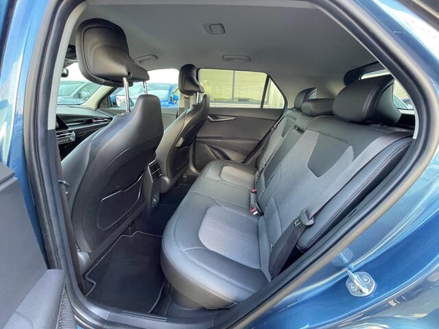KIA Niro 1.6 GDi Hybrid DynamicLine Navigatie, Head Up Display, Half Leder, Adaptive Cruise Control, Stoel/Stuurverwarming