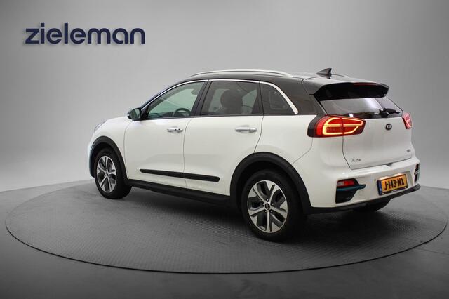 KIA Niro E-Niro DynamicLine 64 kWh - Carplay, Camera, Stuur/Stoelverw. SOH 90%