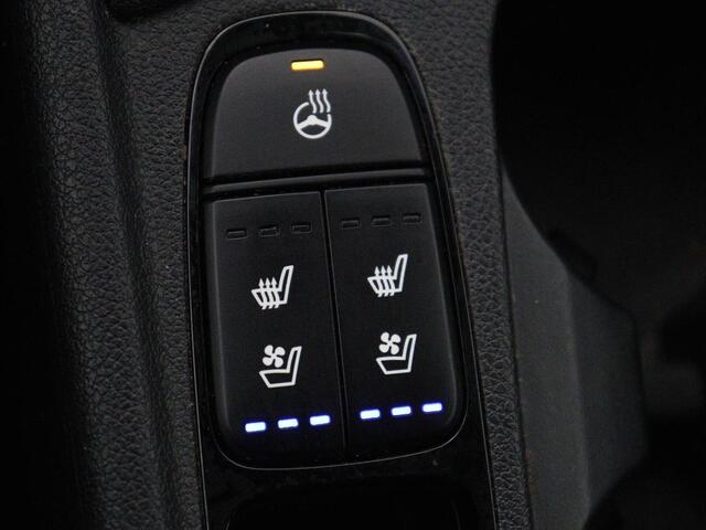 KIA Niro 1.6 GDi Hybrid ExecutiveLine | Stoelventilatie | Leder | Adaptive cruise | Trekhaak | JBL Sound | Carplay | Achterbankverwarming | Camera | Navigatie | Bi-Xenon | Memory | Climate control