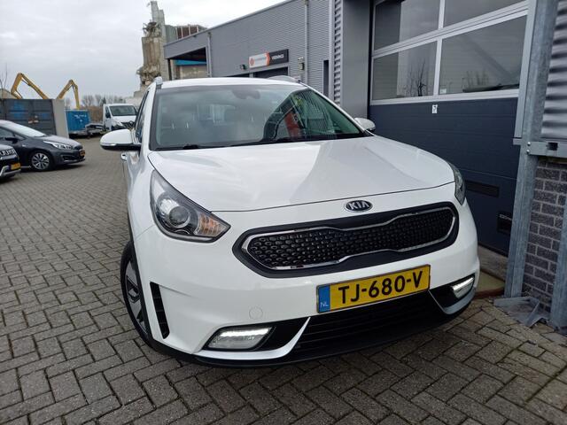 KIA Niro 1.6 GDi Hybrid DynamicLine - TREKHAAK - CAMERA - PDC - CARPLAY / ANDROID - CLIMA - CRUISE - NL AUTO - 1 EIGENAAR