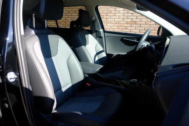 KIA Niro 1.6 GDi PHEV 171pk Aut. DynamicLine | Navi | App Connect | Adaptive Cruise | Keyless | Camera | Elektrische klep | Winter Pakket