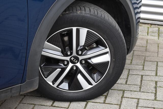 KIA Niro 1.6 GDI HYBRID / CAMERA / TREKHAAK / CARPLAY