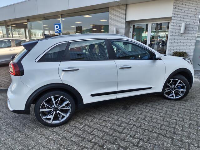 KIA Niro 1.6 GDi Hybrid First Edition | Trekhaak Afn. | Navi | Sensoren