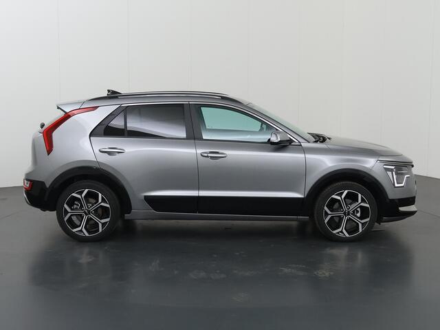 KIA Niro 1.6 GDi PHEV DynamicPlusLine Edition | 18" lichtmetalen velgen | Elektrisch verstelbare bestuurdersstoel | Stoel/Stuurwielverwarming | LED Koplampen | Elektrisch bedienbare achterklep |