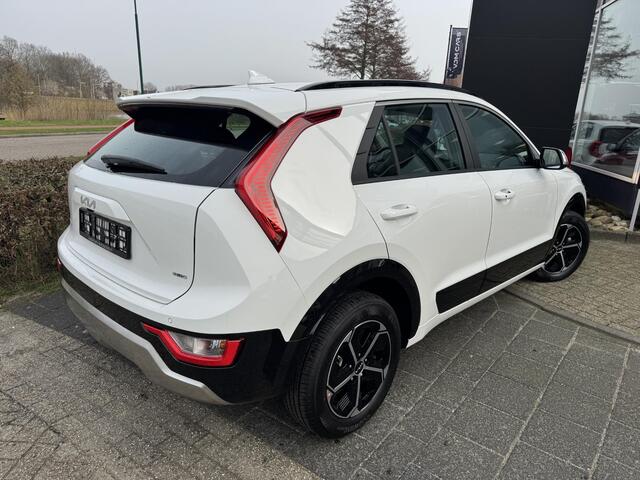 KIA Niro 1.6 GDi Hybrid DynamicLine , Direct Leverbaar!, Inclusief 3000 euro Inruilpremie!, Complete Uitvoering!, Voorraadkorting!