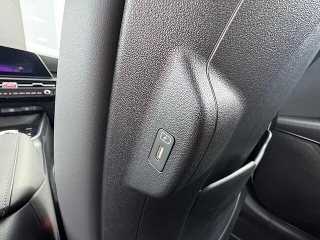 KIA Niro 1.6 GDi Hybrid DynamicLine , Direct Leverbaar!, Inclusief 3000 euro Inruilpremie!, Complete Uitvoering!, Voorraadkorting!