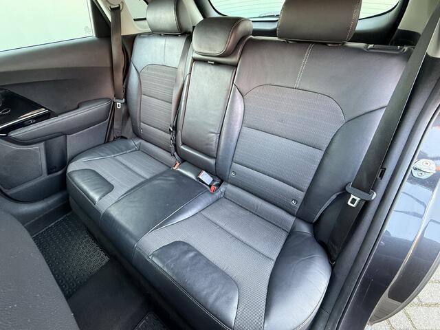 KIA Niro BWJ 2017 1.6 GDi 119 PK Hybrid ExecutiveLine AUTOMAAT | TREKHAAK | BI- XENON | CARPLAY & ANDROID | NAVI | CLIMA | CRUISE | DAB