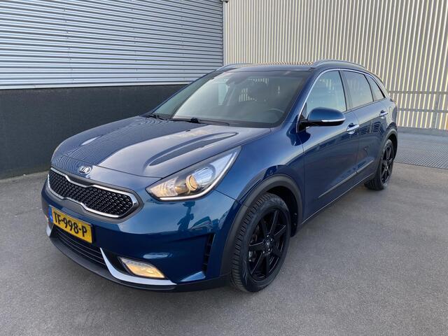 KIA Niro 1.6 GDi Hybrid Design Edition Schuif/kanteldak, Navigatie, Nieuw geleverd en complete onderhoudshistorie, Stoel- & Stuurwiel verwarmd.