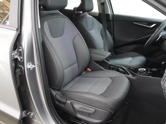 KIA Niro 1.6 GDi PHEV DynamicPlusLine | 18" lichtmetalen velgen | Elektrisch verstelbare bestuurdersstoel | Stoel/Stuurwielverwarming | LED Koplampen | Elektrisch bedienbare achterklep |
