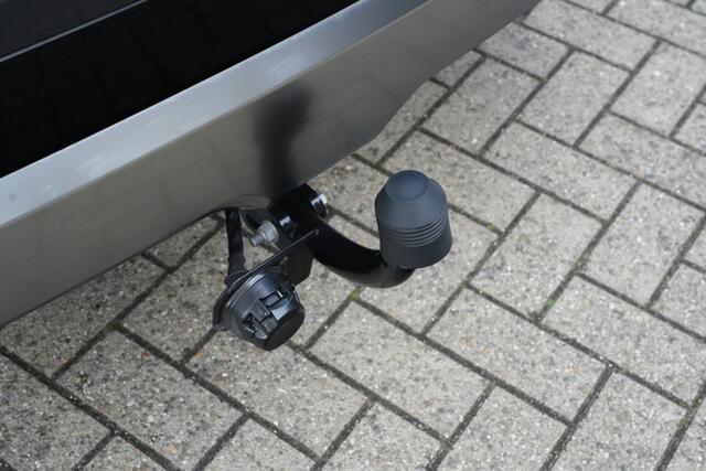 KIA Niro 1.6 GDi Hybrid DynamicPlusLine 141pk Schuif-/kanteldak/HUD/Camera