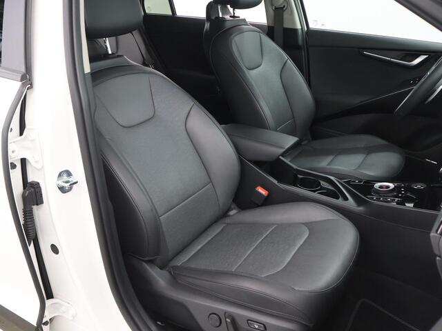 KIA Niro 1.6 GDi PHEV ExecutiveLine | Panoramadak | Harman/kardon audio | Stoelventilatie | Remote smart Parking | Elektrisch verstelb. bestuurdersstoel met geheugen |