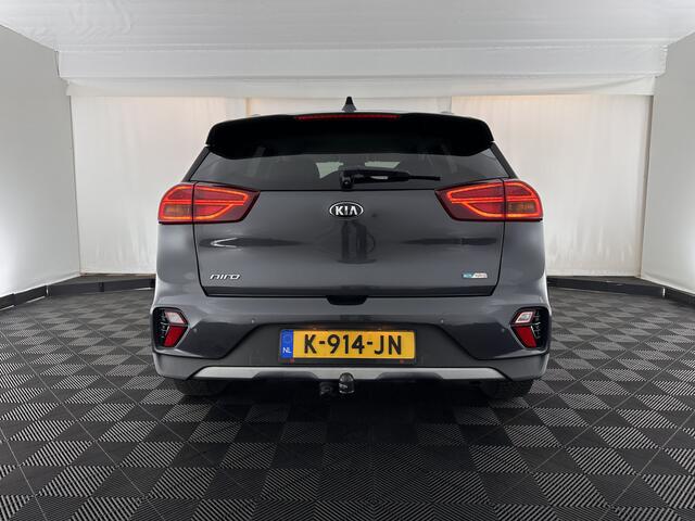 KIA Niro 1.6 GDi Hybrid Dynamic Plus Line (INCL-BTW) Aut. *LEATHER | FULL-LED | ADAPTIVE-CRUISE | BLINDSPOT | HEATED-COMFORTSEATS | CAMERA | KEYLESS | NAVI-FULLMAP | AMBIENTLIGHT | LANE-ASSIST | TOWBAR | 16''ALU*