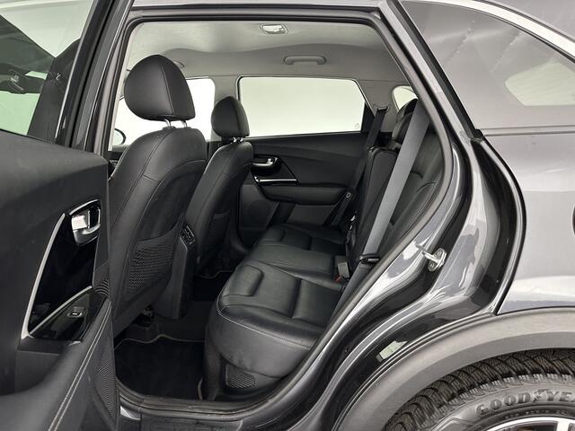 KIA Niro 1.6 GDi Hybrid Dynamic Plus Line (INCL-BTW) Aut. *LEATHER | FULL-LED | ADAPTIVE-CRUISE | BLINDSPOT | HEATED-COMFORTSEATS | CAMERA | KEYLESS | NAVI-FULLMAP | AMBIENTLIGHT | LANE-ASSIST | TOWBAR | 16''ALU*