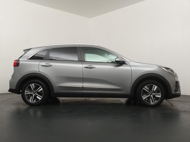 KIA Niro 1.6 GDi PHEV ExecutiveLine Airco - Apple Carplay/Android Auto - Cruise Control Adaptief - Glazen Schuifkantel Dak - Stuur/Stoel Verwarming - Stoel Verkoeling - Virena Zekerheidspakket ¤ 895,-