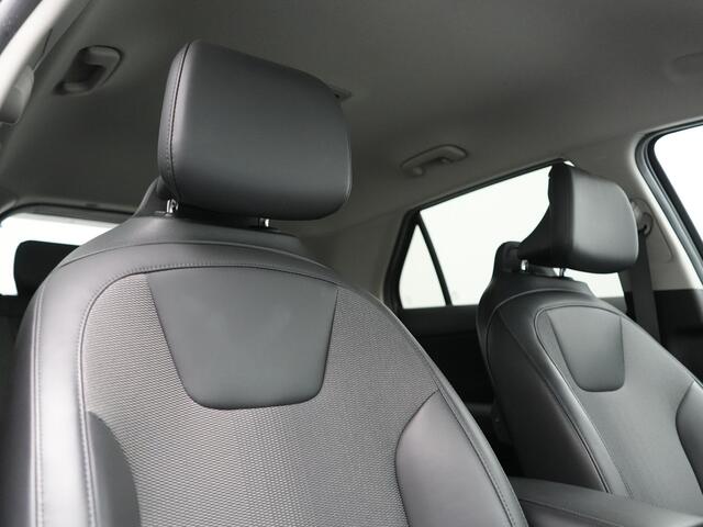 KIA Niro 1.6 GDi DynamicLine PHEV 182pk Dealer O.H | Adaptive Cruise | Camera | Sportstoelen & Stuur Verwarmd | Keyless | Pilot Assist | Blis | Navigatie | Virtual | DAB | Plug In Hybrid |