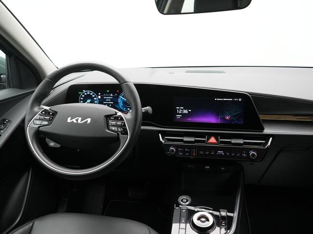 KIA Niro 1.6 GDi DynamicLine PHEV 182pk Dealer O.H | Trekhaak Afn. | Adaptive Cruise | Camera | Sportstoelen & Stuur Verwarmd | Keyless | Pilot Assist | Blis | Navigatie | Virtual | DAB | Plug In Hybrid |