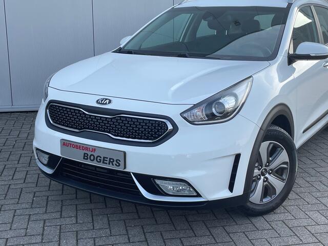 KIA Niro 1.6 GDi Hybrid DynamicLine Navigatie, Climate Control, Cruise Control, Afn.Trekhaak, Achteruitrijcamera