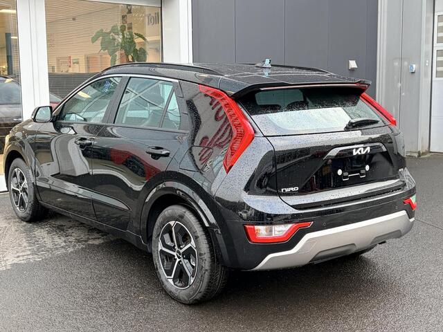 KIA Niro 1.6 GDi Hybrid DynamicLine Direct Leverbaar NU RIJKLAAR ¤. 34.995,= INCL. ALLE LOPENDE ACTIE