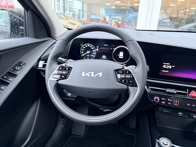 KIA Niro 1.6 GDi Hybrid DynamicLine Direct Leverbaar NU RIJKLAAR ¤. 34.995,= INCL. ALLE LOPENDE ACTIE
