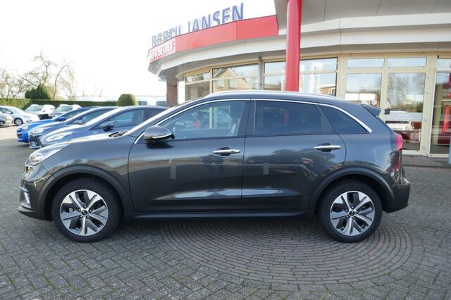KIA Niro DYNAMIC PLUSLINE 64 KWH SOH 100% SCHUIFDAK/STUUR+STOELVERW.