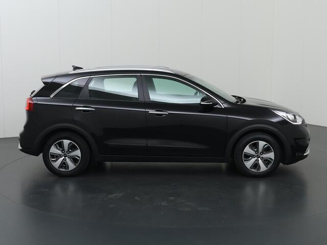 KIA Niro 1.6 GDi Hybrid DynamicLine | Trekhaak | Navigatiesysteem | Parkeercamera | Stoelverwarming | Cruise Control |