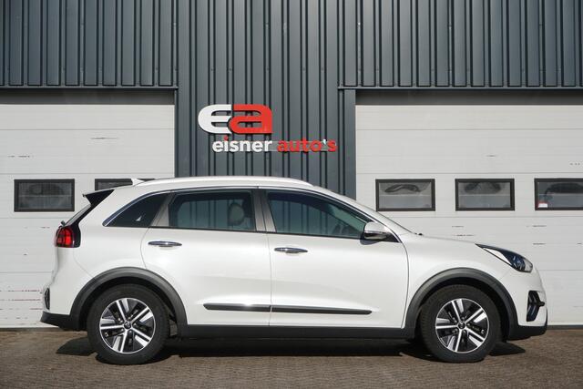 KIA Niro 1.6 GDi Hybrid Edition | CAMERA | METALLIC WIT |