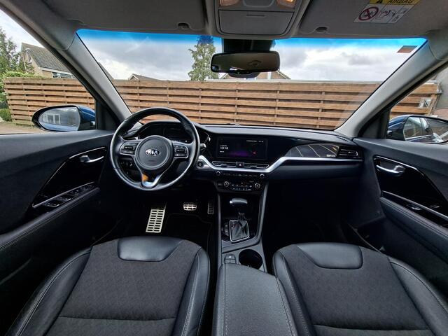 KIA Niro 1.6 GDi Hybrid DynamicLine, carplay, camera