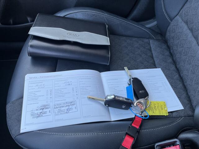 KIA Niro 1.6 GDi PHEV DynamicLine // LED // ADAPT. CRUISE // CAMERA // APPLE-ANDROID AUTO // CLIMA // STOEL+STUURVERWARMING //