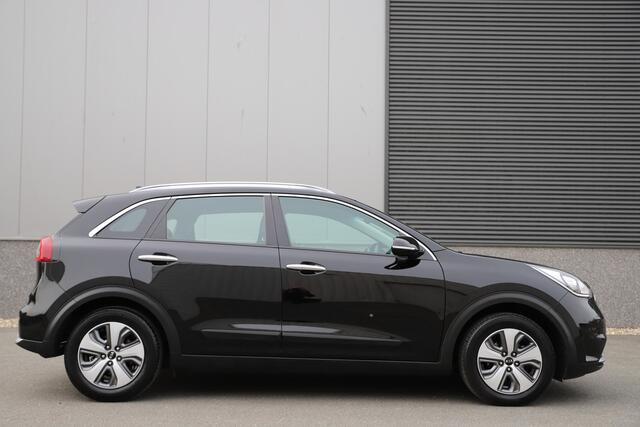 KIA Niro 1.6 GDi Hybrid DynamicLine/Half-leder/Trekhaak/Carplay/Camera/Led