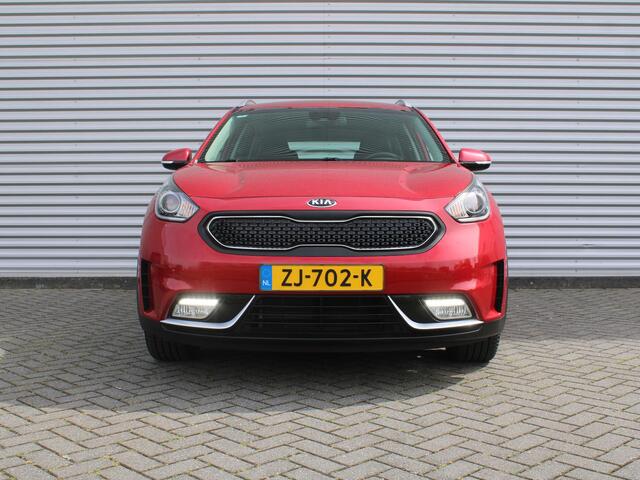 KIA Niro 1.6 GDi Hybrid DynamicLine | Trekhaak | 18" LM | Camera | Navi | Cruise | Clima | Half stof/leer | Apple Carplay/Android Auto |