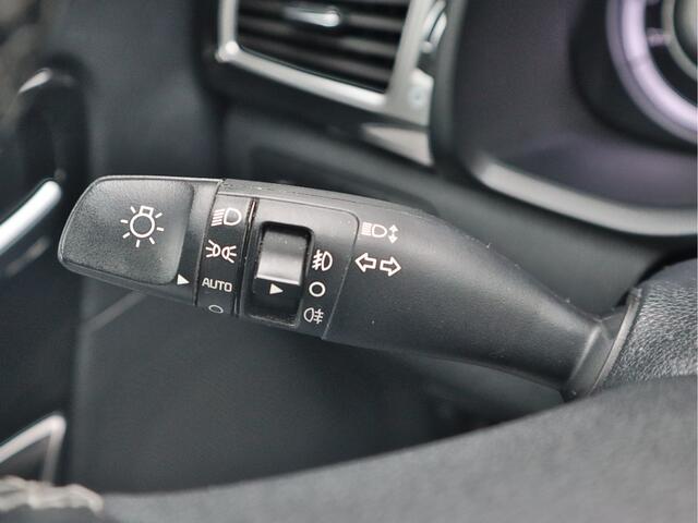 KIA Niro 1.6 GDi Hybrid Edition Navigatie | Schuifdak | Stoel+Stuurverwarming | Trekhaak | tot 10 jaar Garantie