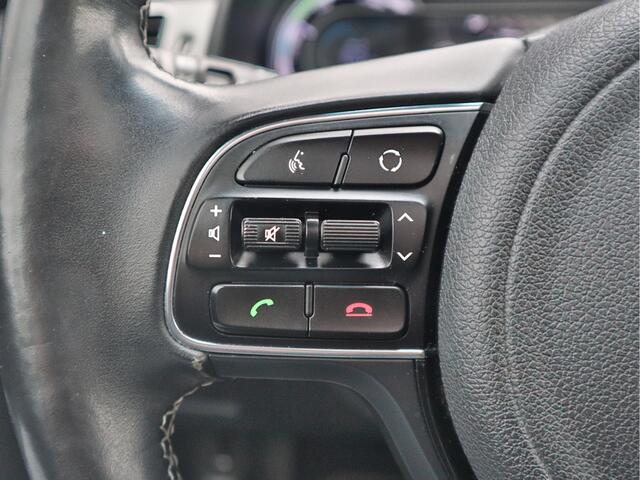 KIA Niro 1.6 GDi Hybrid Edition Navigatie | Schuifdak | Stoel+Stuurverwarming | Trekhaak | tot 10 jaar Garantie