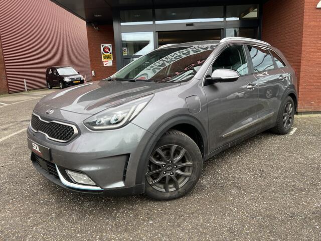KIA Niro 1.6 GDi PHEV DynamicPlusLine // ADAPT. CRUISE // HALF LEDER // DODEHOEK // CAMERA // NAVI+CARPLAY // STUUR+STOELVERWARMING //