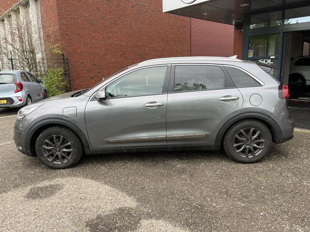 KIA Niro 1.6 GDi PHEV DynamicPlusLine // ADAPT. CRUISE // HALF LEDER // DODEHOEK // CAMERA // NAVI+CARPLAY // STUUR+STOELVERWARMING //