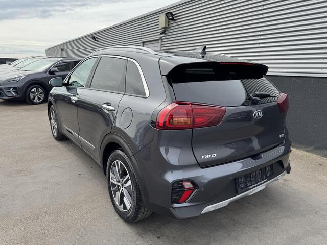 KIA Niro 1.6 GDi PHEV ExecutiveLine Schuif/kanteldak, Navigatie, Lederen bekleding, Stoelkoeling/verwarming, Stuurwielverwarmd, Dodehoekdetectie, Lederen bekleding, JBL, Seat memory