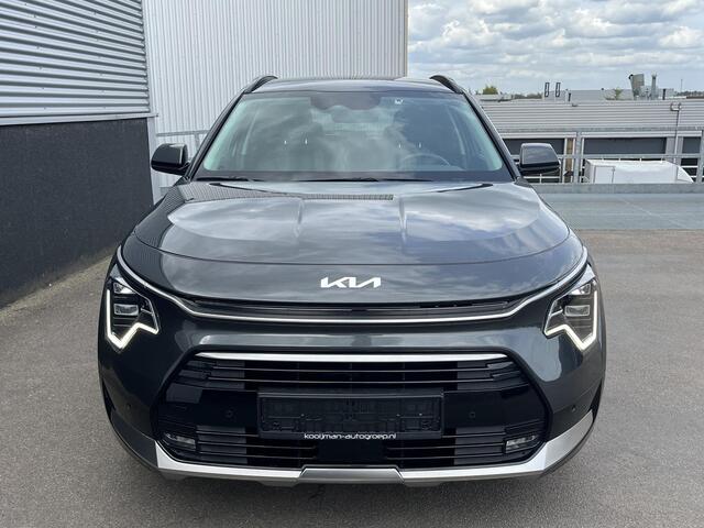 KIA Niro 1.6 GDi Hybrid DynamicPlusLine edition Lederen bekleding, Elektrisch verstelbare bestuurdersstoel, 18" LMV, Stoel- & Stuurwiel verwarmd, Elektrische achterklep, Privacy glass,