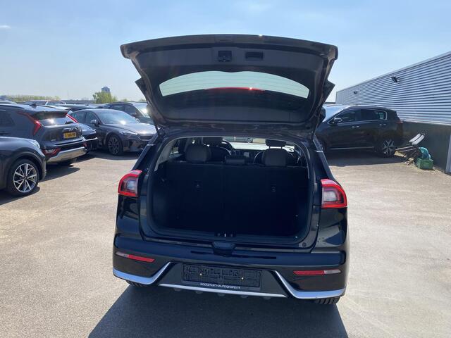 KIA Niro 1.6 GDi Hybrid DynamicLine edition Navigatie, Apple CarPlay/Android Auto, parkeersensoren achter, achteruitrij camera, cruise control adaptief,