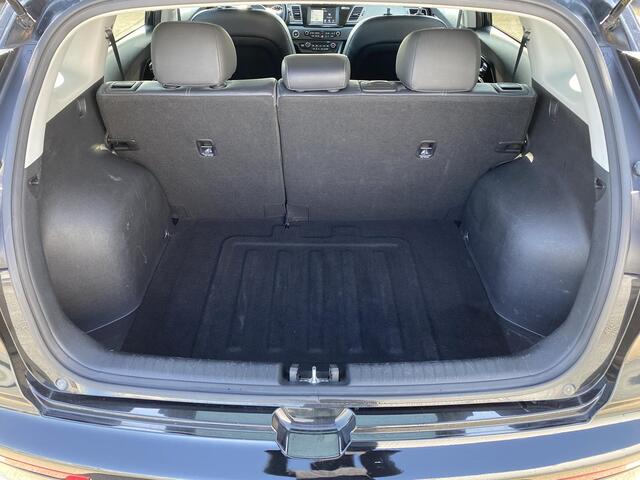 KIA Niro 1.6 GDi Hybrid DynamicLine edition Navigatie, Apple CarPlay/Android Auto, parkeersensoren achter, achteruitrij camera, cruise control adaptief,