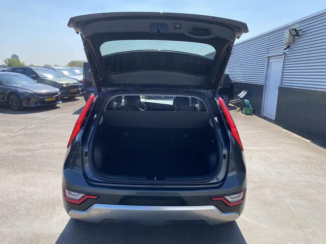 KIA Niro 1.6 GDi Hybrid DynamicPlusLine Nederlandse auto vol luxe! Schuif/kanteldak, Dodehoek detectie, stoel- & stuurverwarming, parkeersensoren, Harman&Kardon audio, navigatie, Apple CarPlay/Android Auto